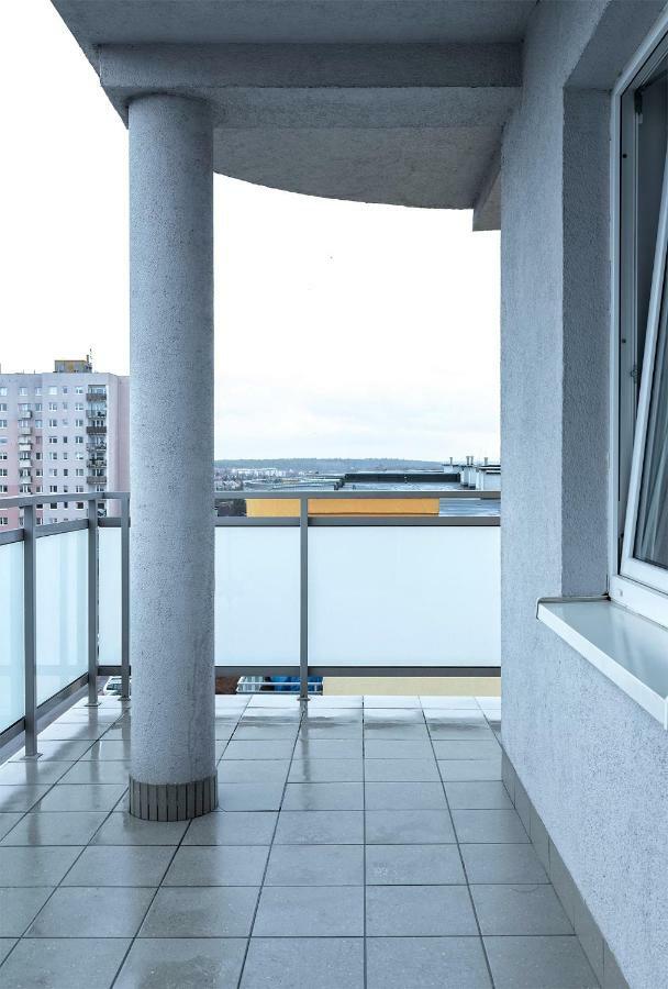 Top Floor Apartment Gorzow Wielkopolski Bagian luar foto